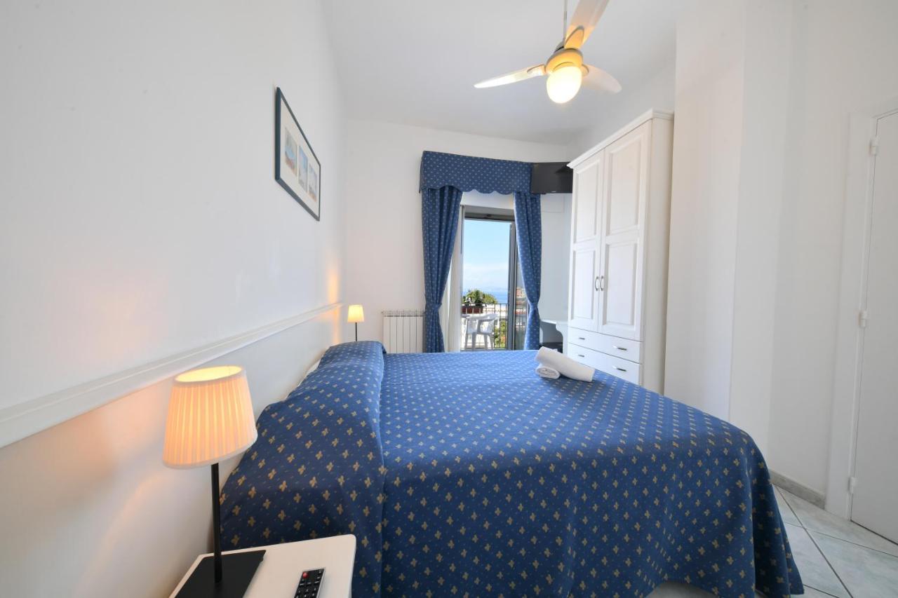 Noris 3* Ischia
