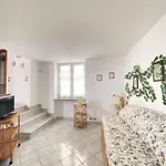Euploia Apartment