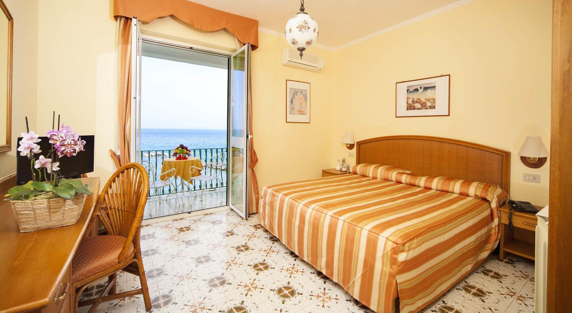 Ambasciatori Hotel 4*