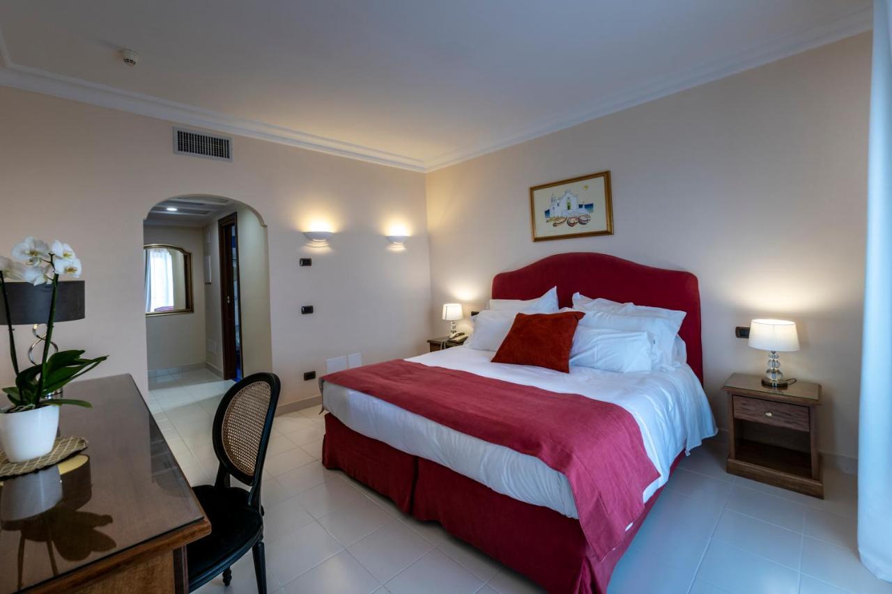 Punta Molino Beach Resort & Thermal Spa 5*