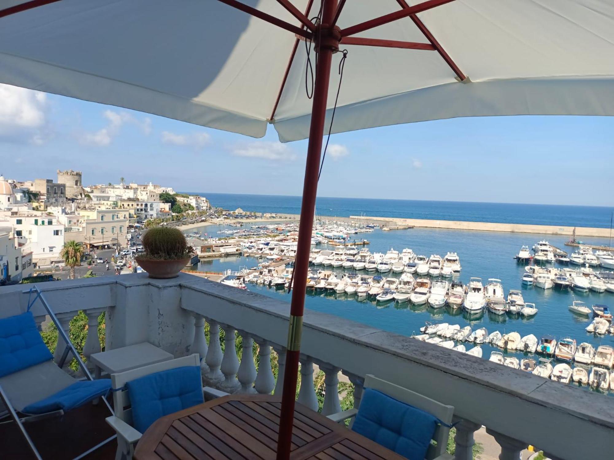 Relais Raffaele By Emilia Frühstückspension Ischia