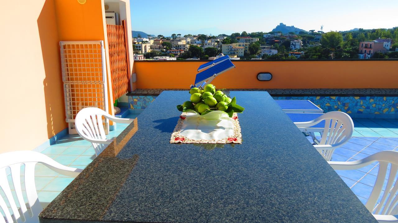 Flora Apartment