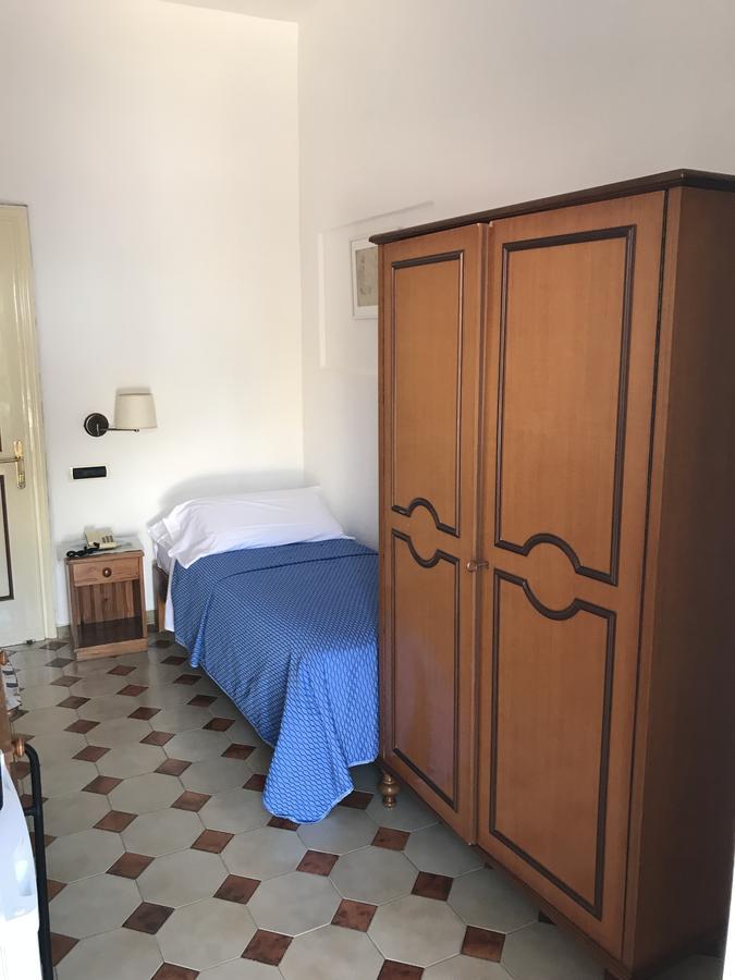 Antonio Hotel