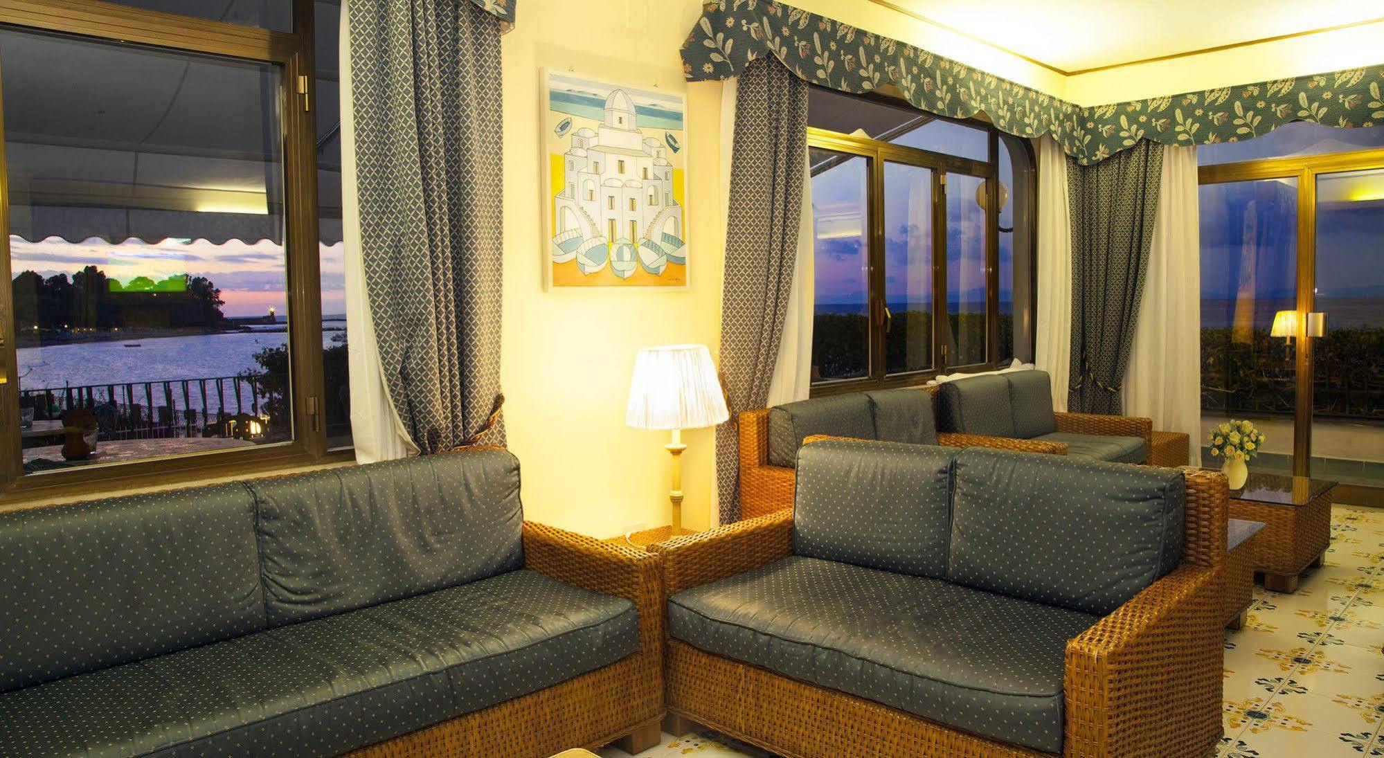 Ambasciatori 4* Ischia
