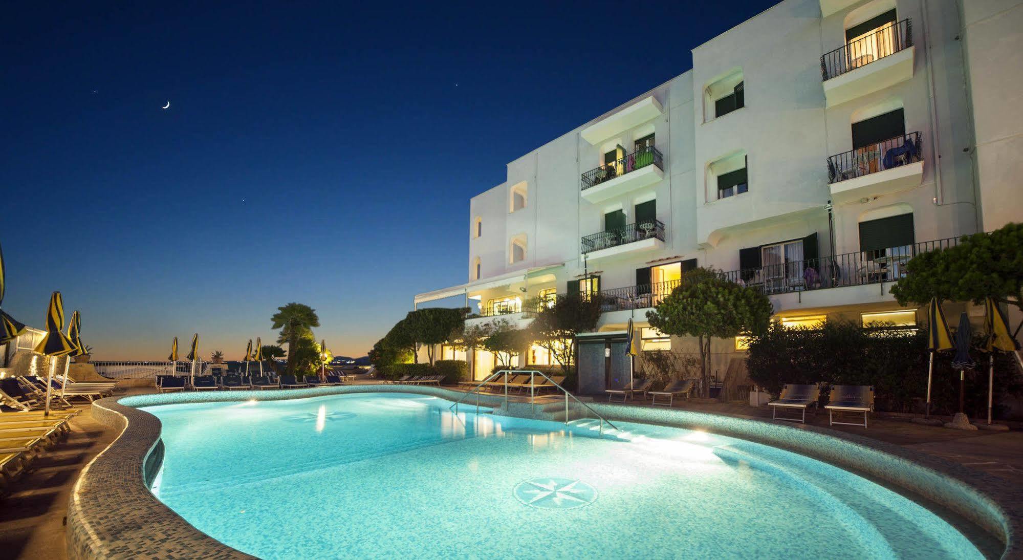 Hotel Ambasciatori 4*