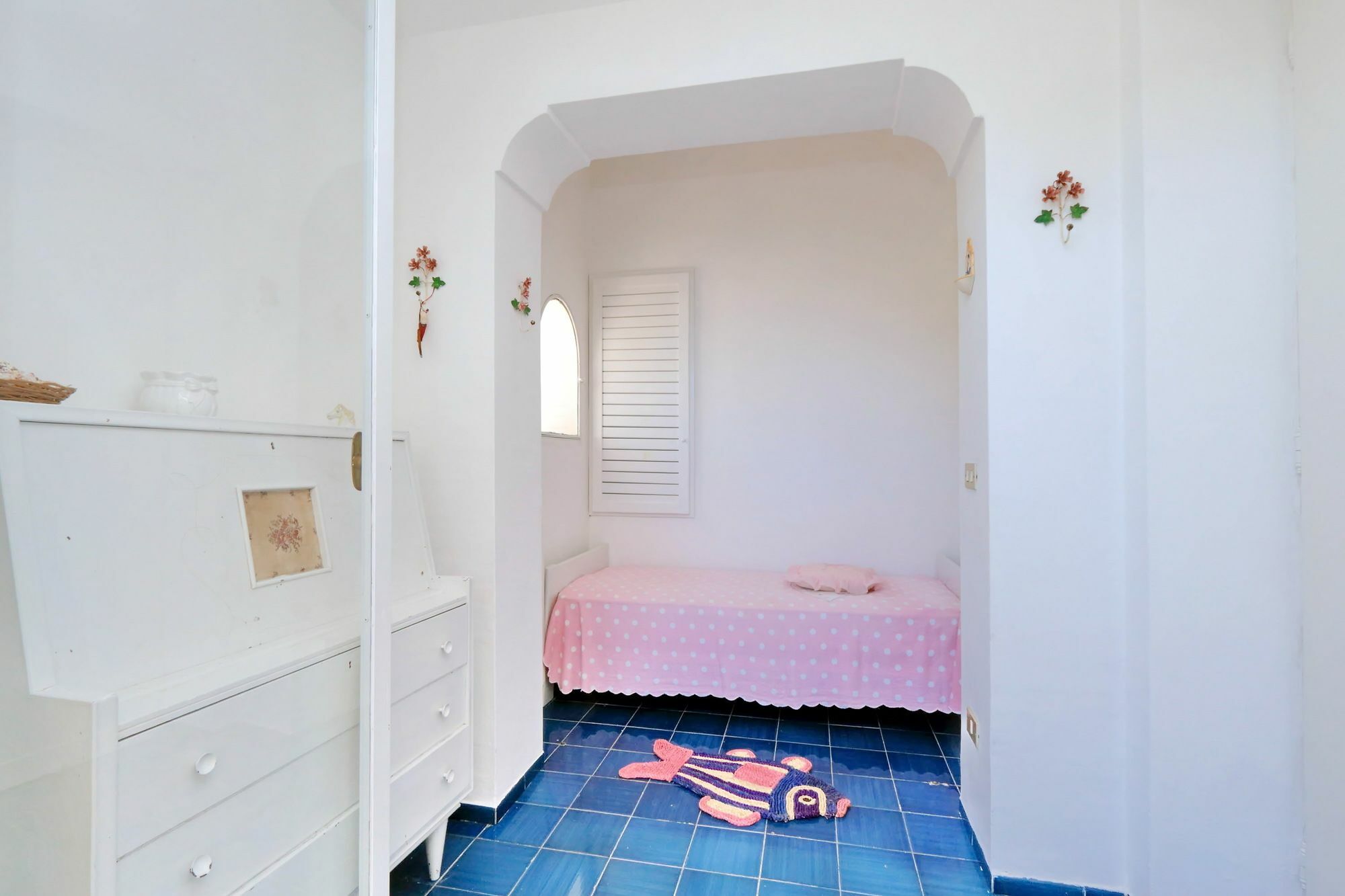 - Wr Apartment