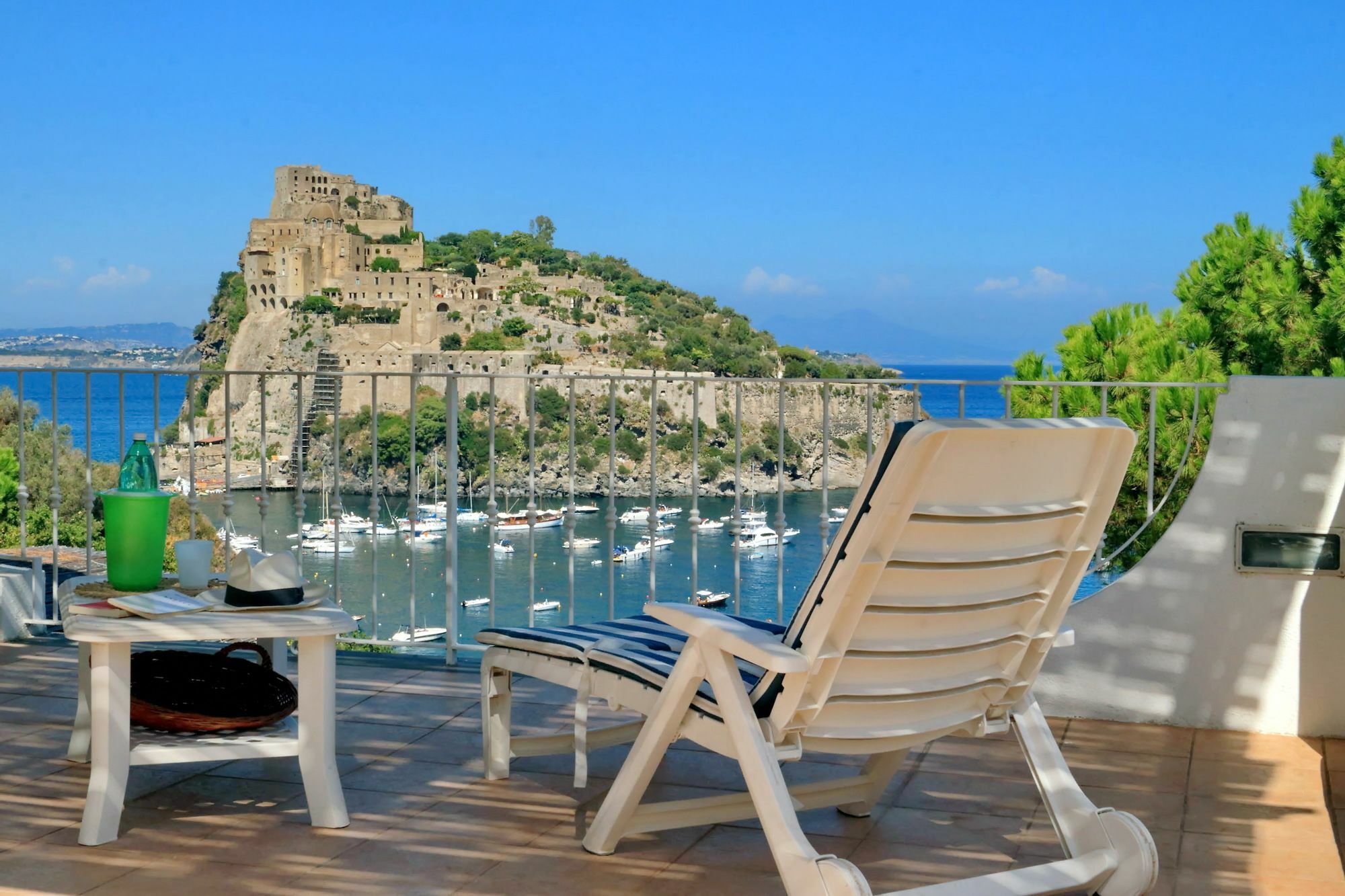 - Wr Ischia