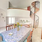 Euploia Apartment