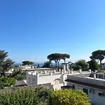 Villa Immersa Nel Verde