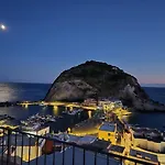 Divina Seaside Suite Ischia