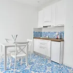 Omare Apartments