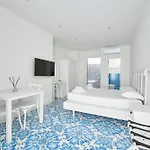Omare Apartments