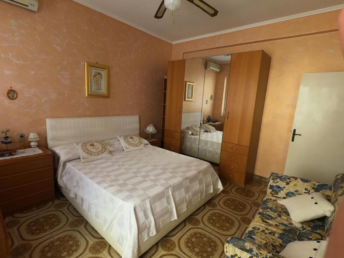 Holiday home Casetta Di Carmela E Carlo *