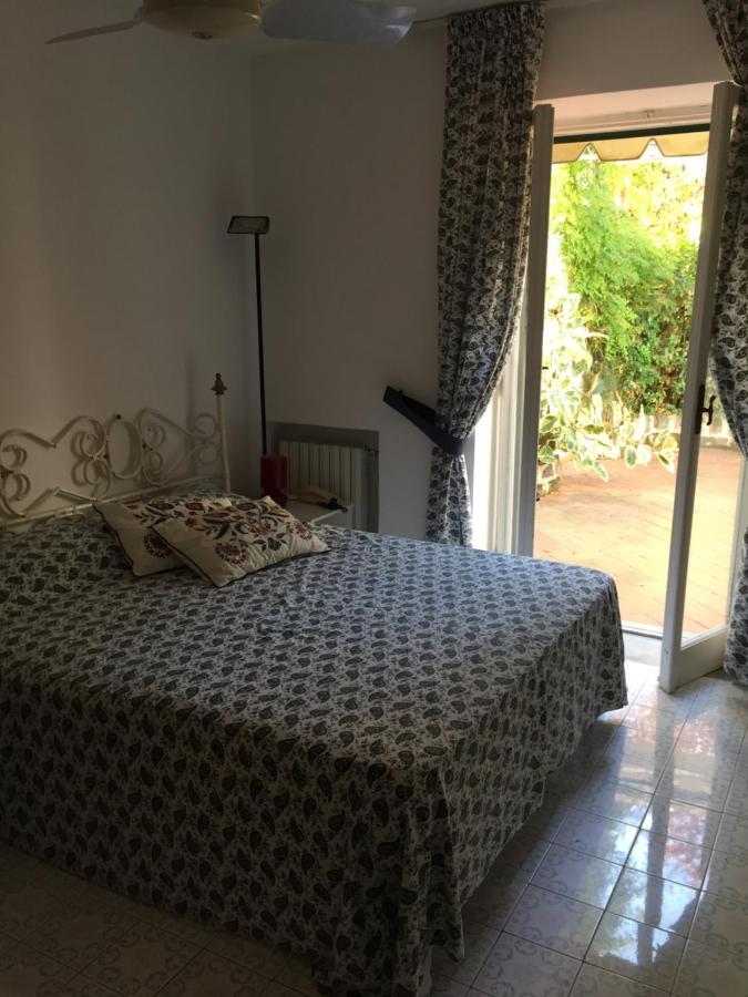 Elegante Al Centro Di Porto Ischia