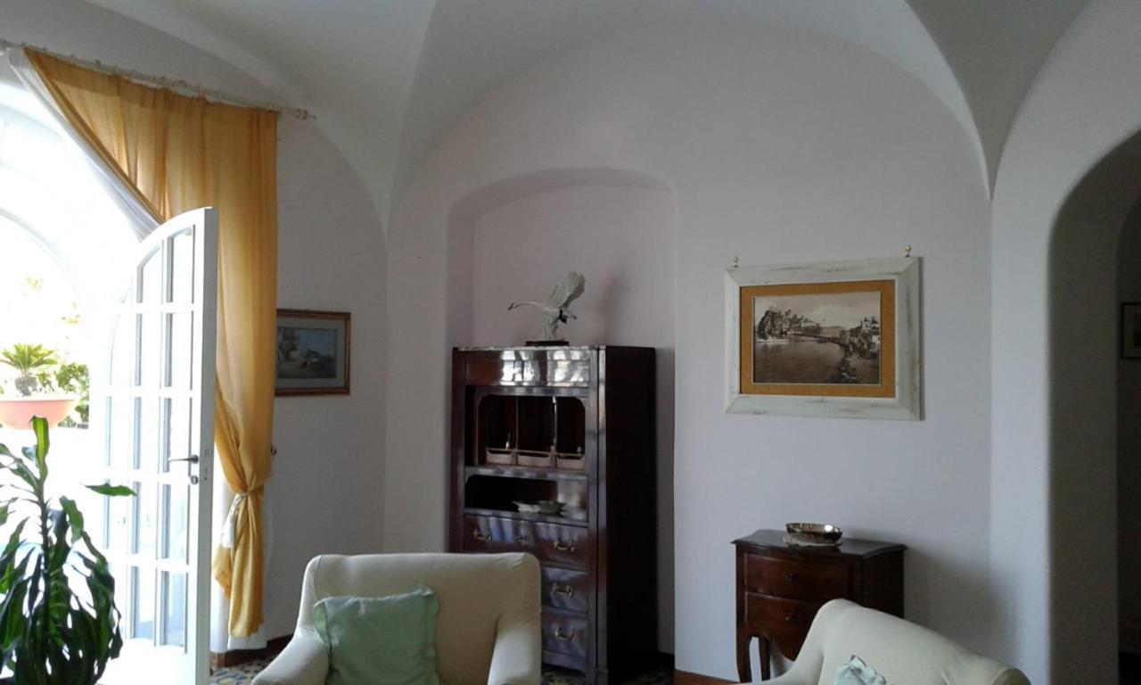 Augusta * Ischia