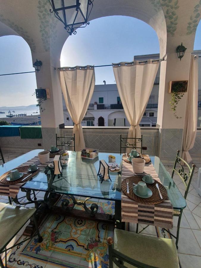 La Finestra Sul Mare Bed & Breakfast Ischia