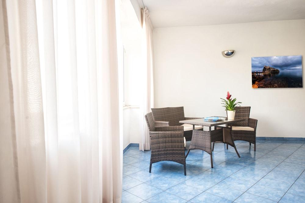 Antonella Hotel
