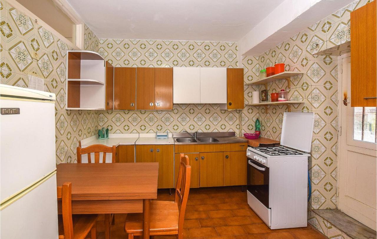 Pet Friendly In With Wifi Holiday home