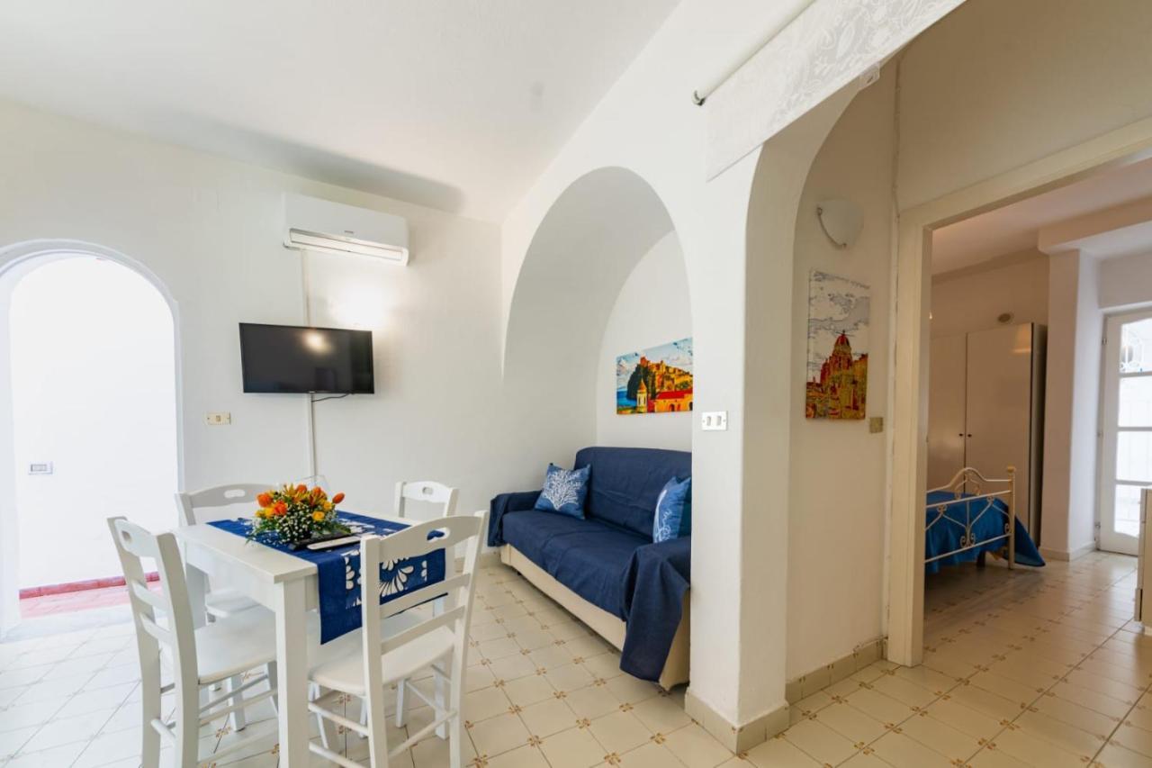 A Due Passi Dal Mare Gelso Apartment *
