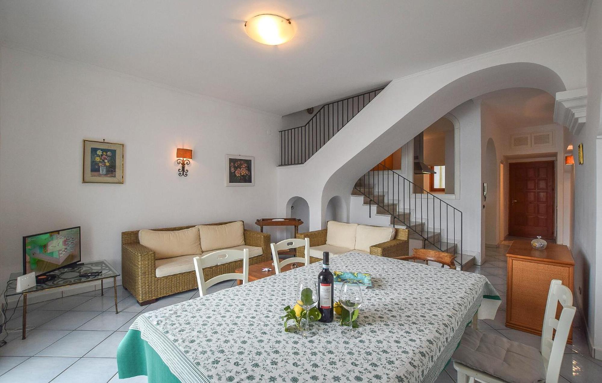 Apartment Cozy In With House Sea View