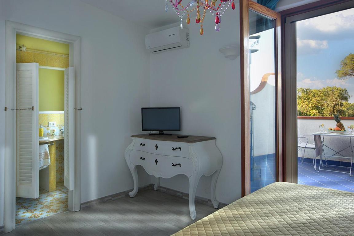 Villa Gianturco - Luxury In The Green Island