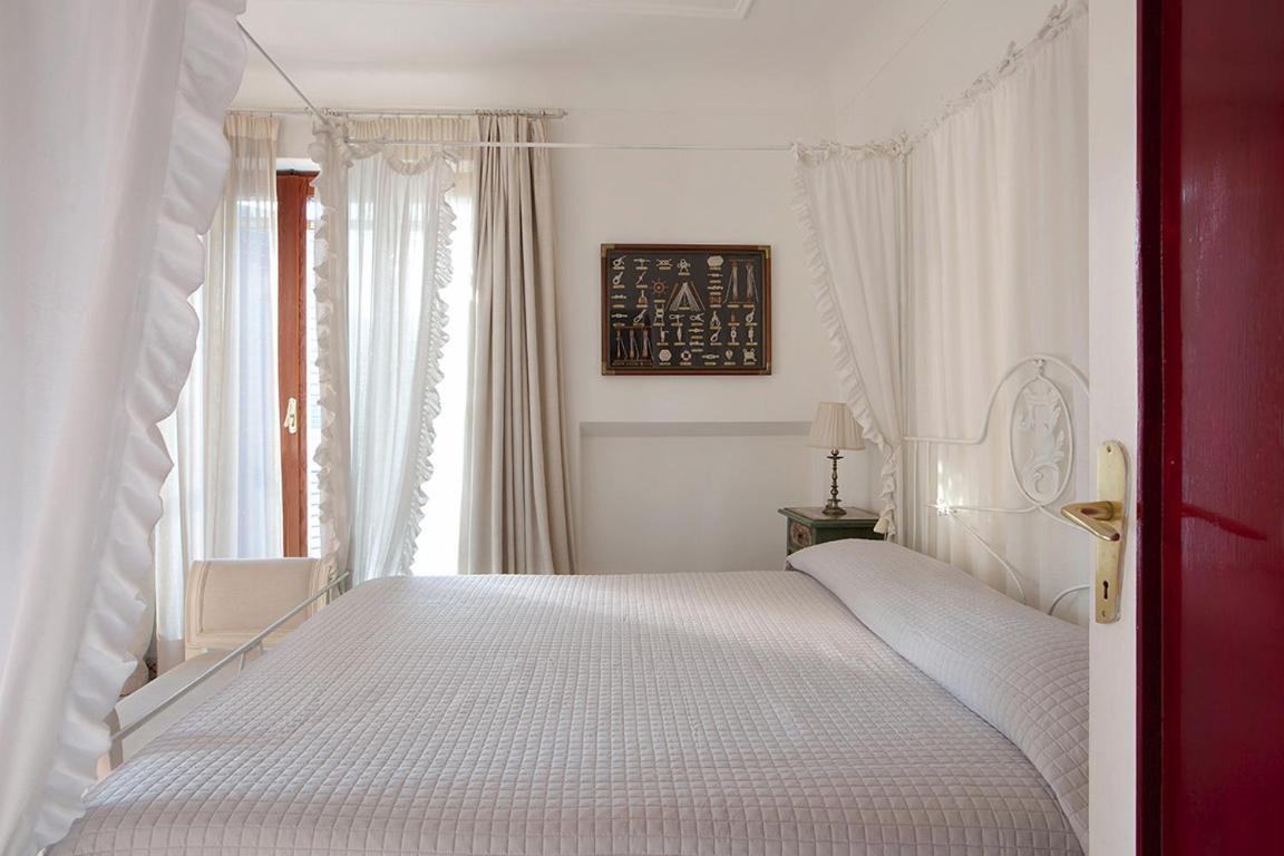 Gianturco - Luxury In The Green Island