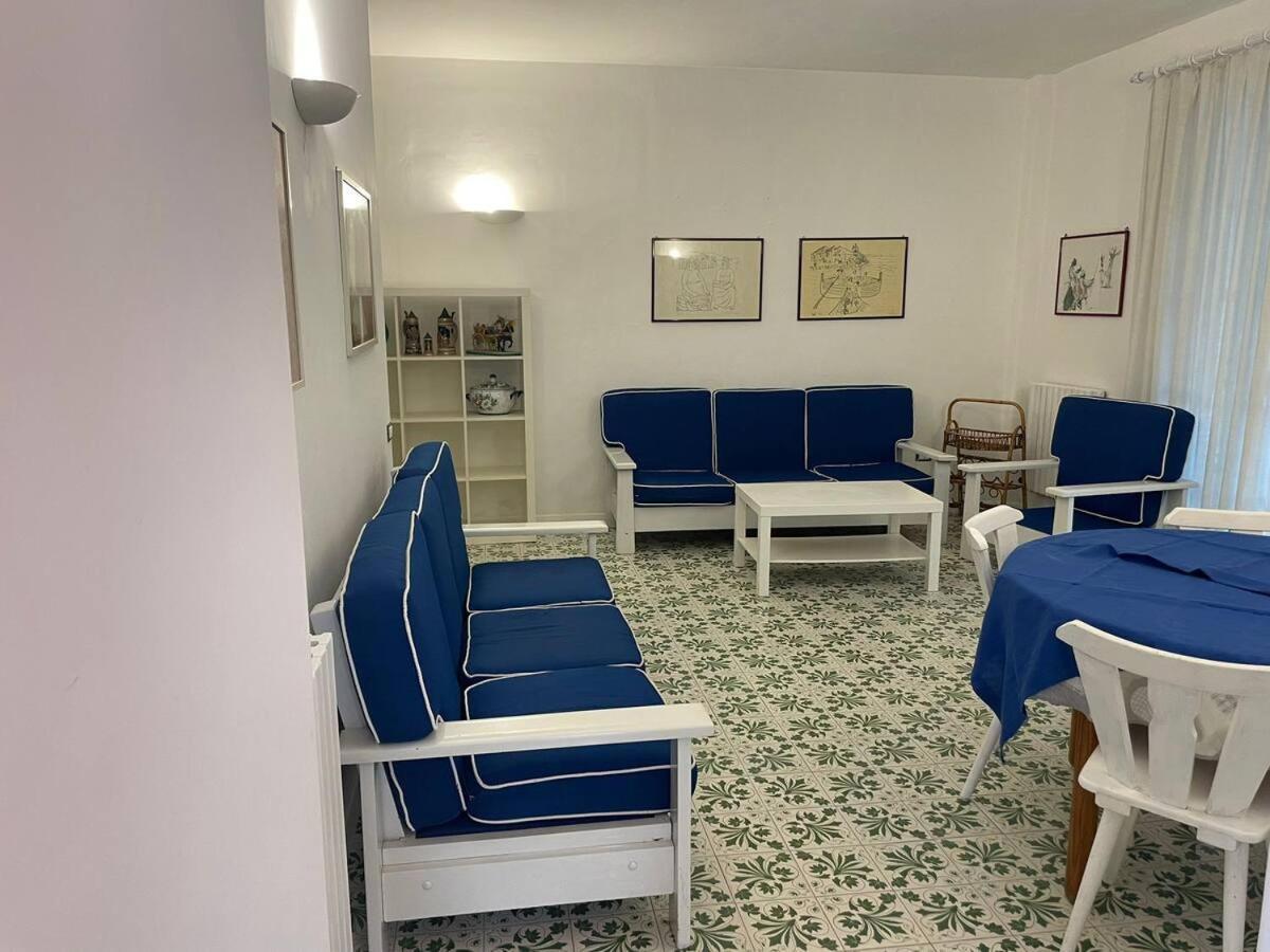 Channel House * Ischia