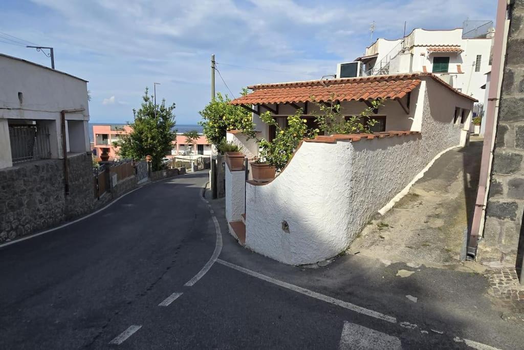 La Malti Accogliente Vicino Al Mare Ed Al Centro Di Lacco Ameno
