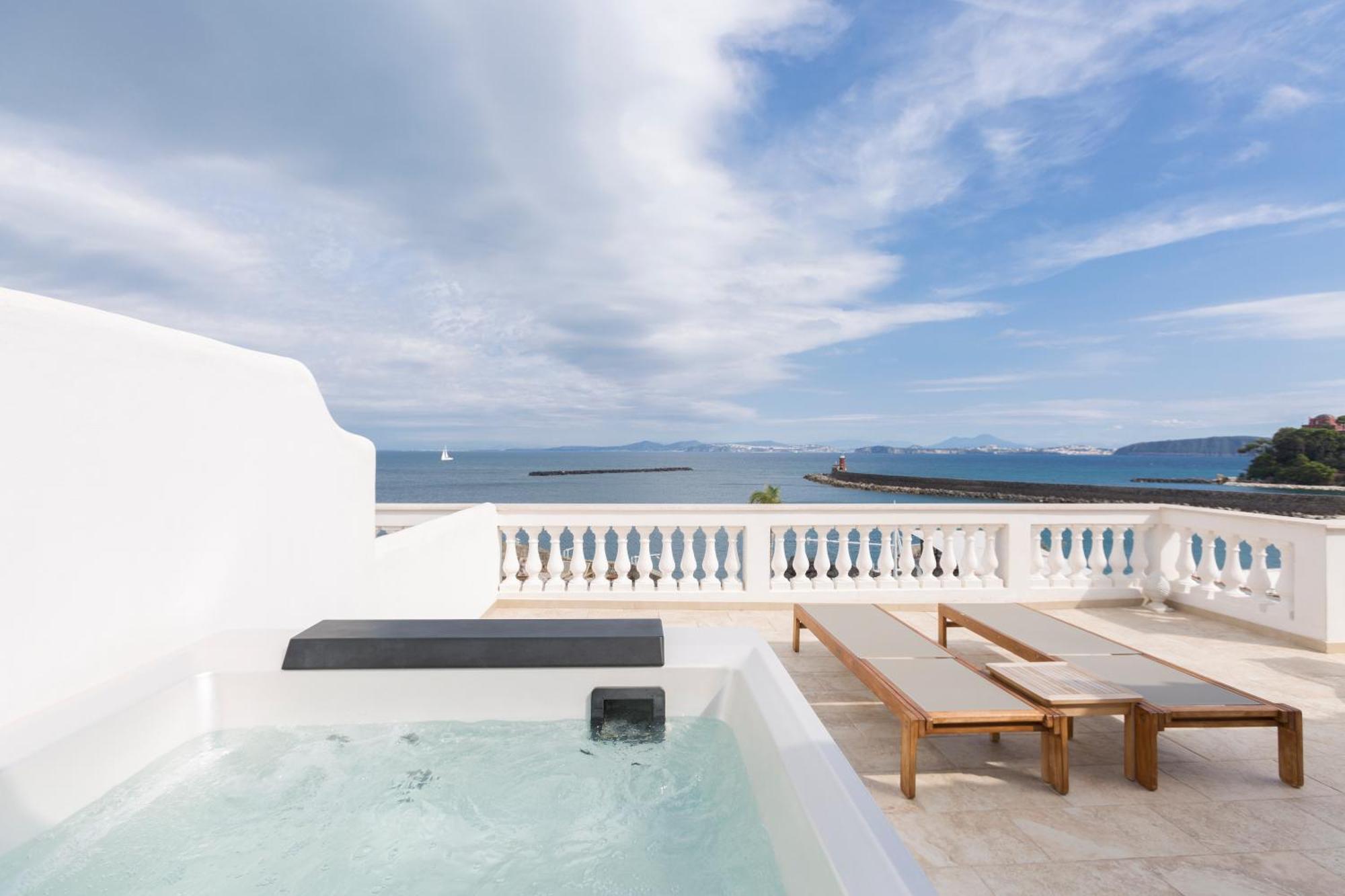 Pagoda Lifestyle 4*