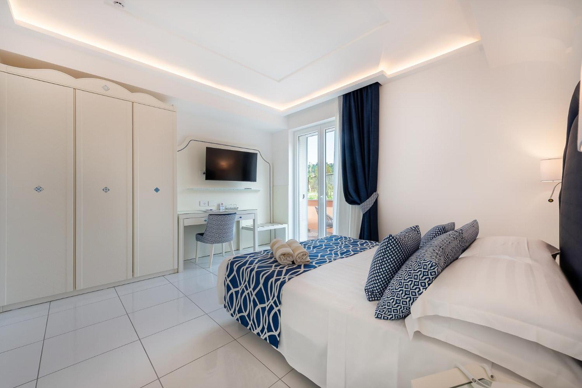 Hotel Corallo Blu De Charme - Sea & Access Ischia