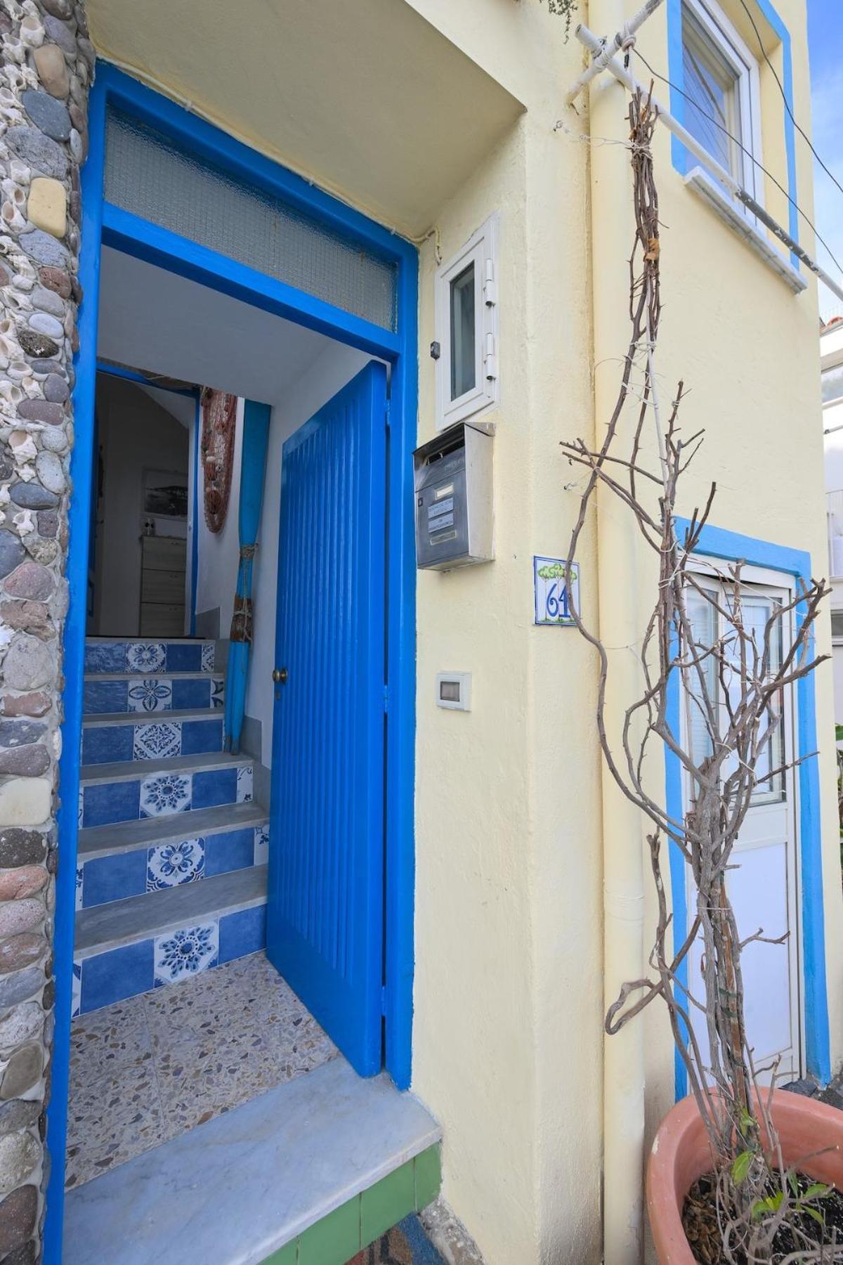 House In * Ischia