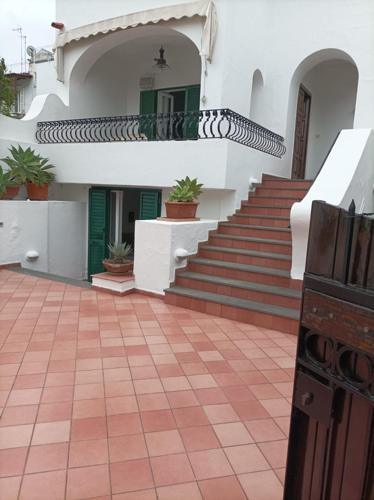 Villa Elegante Al Centro Di Porto