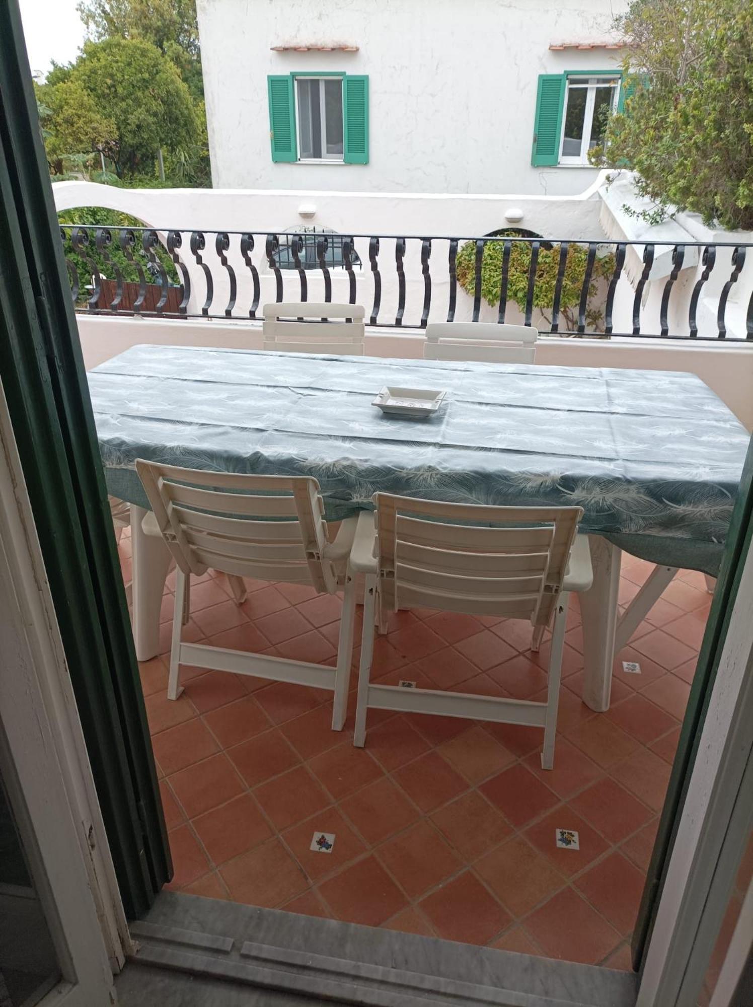 Elegante Al Centro Di Porto Ischia