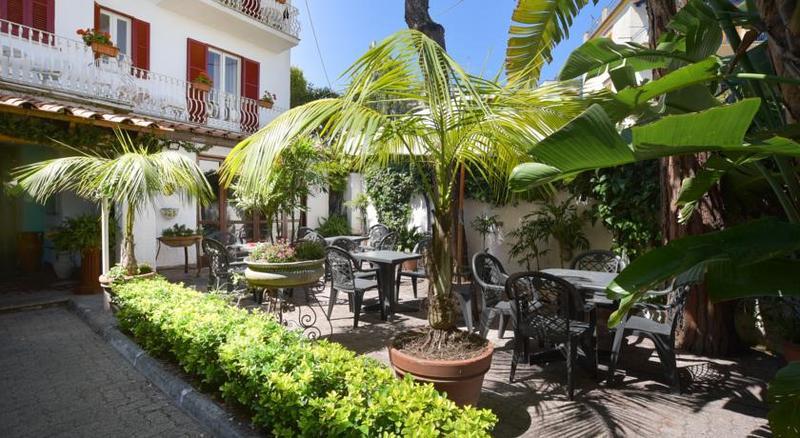 Hotel Charme La Tina