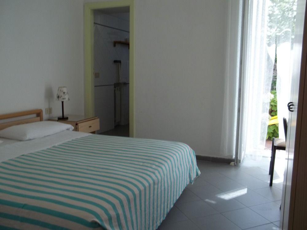 Cecilia Hotel