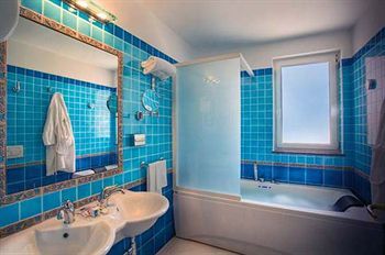 Flora Wellness & Beauty 3* Ischia