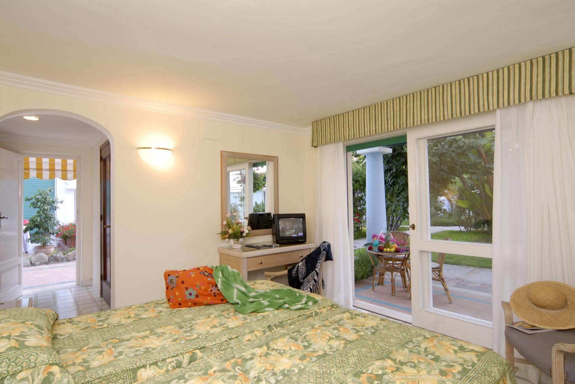 Continental Mare Hotel 4*