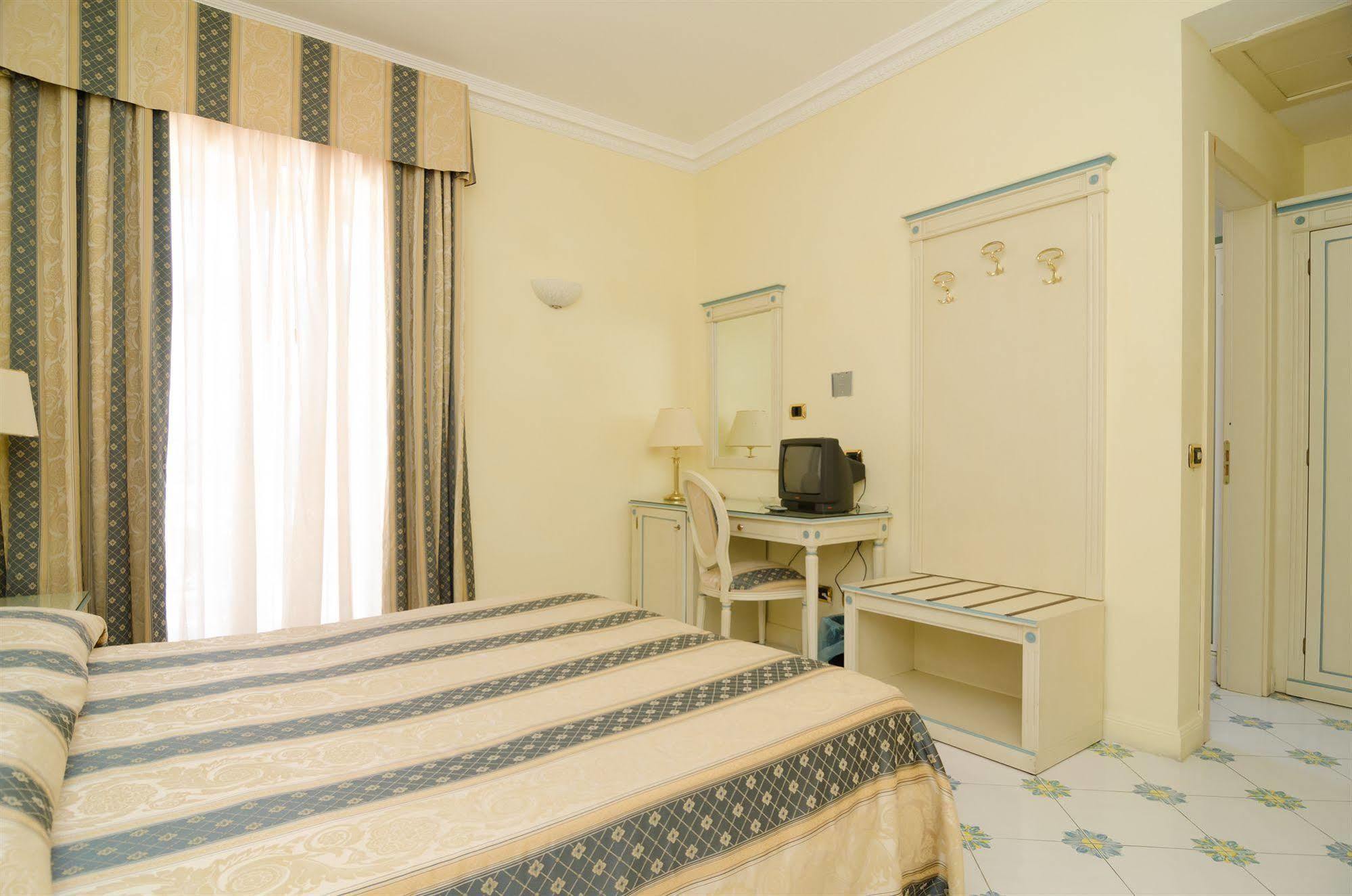 Flora Wellness & Beauty Hotel
