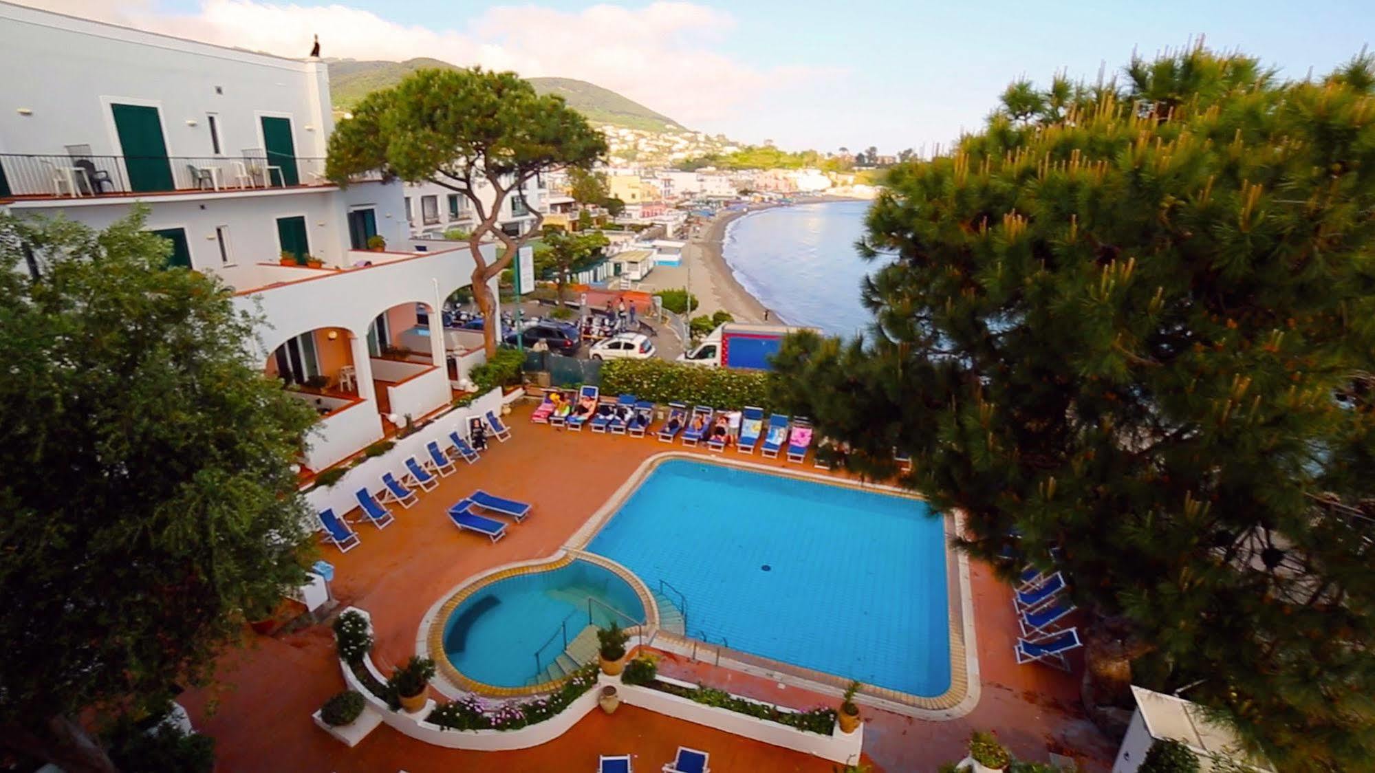 Grand Lido 4*