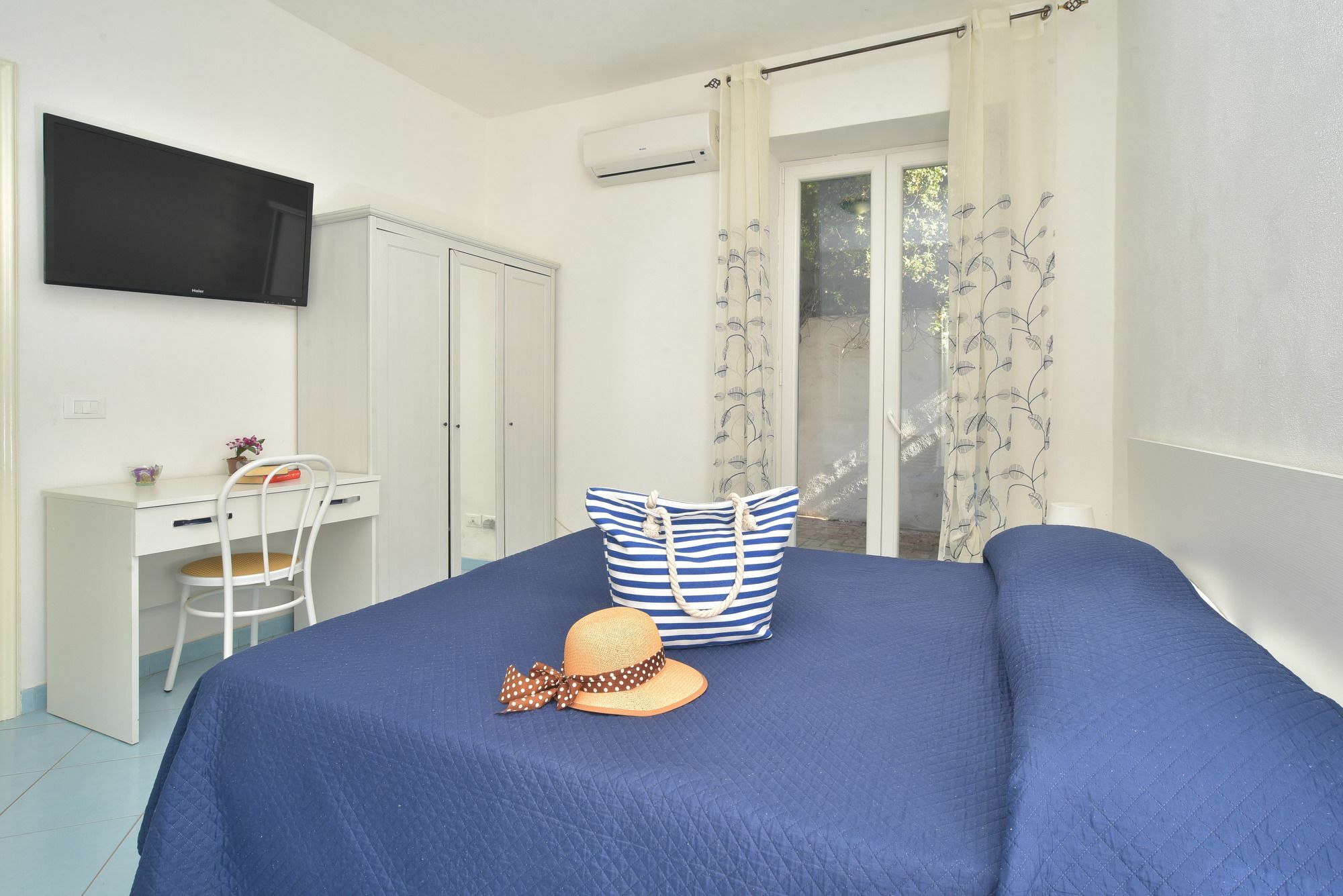 Al Porto Bed & Breakfast 3*