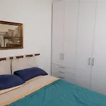 Grazioso Appartamento A Ischia Zona Pilastri