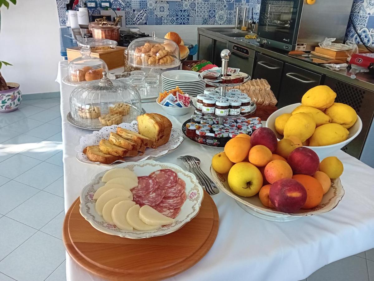 La Pergola Del Torchio Bed & Breakfast Ischia