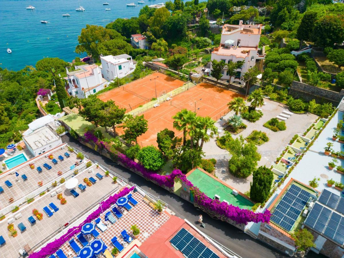Parco Cartaromana 3*