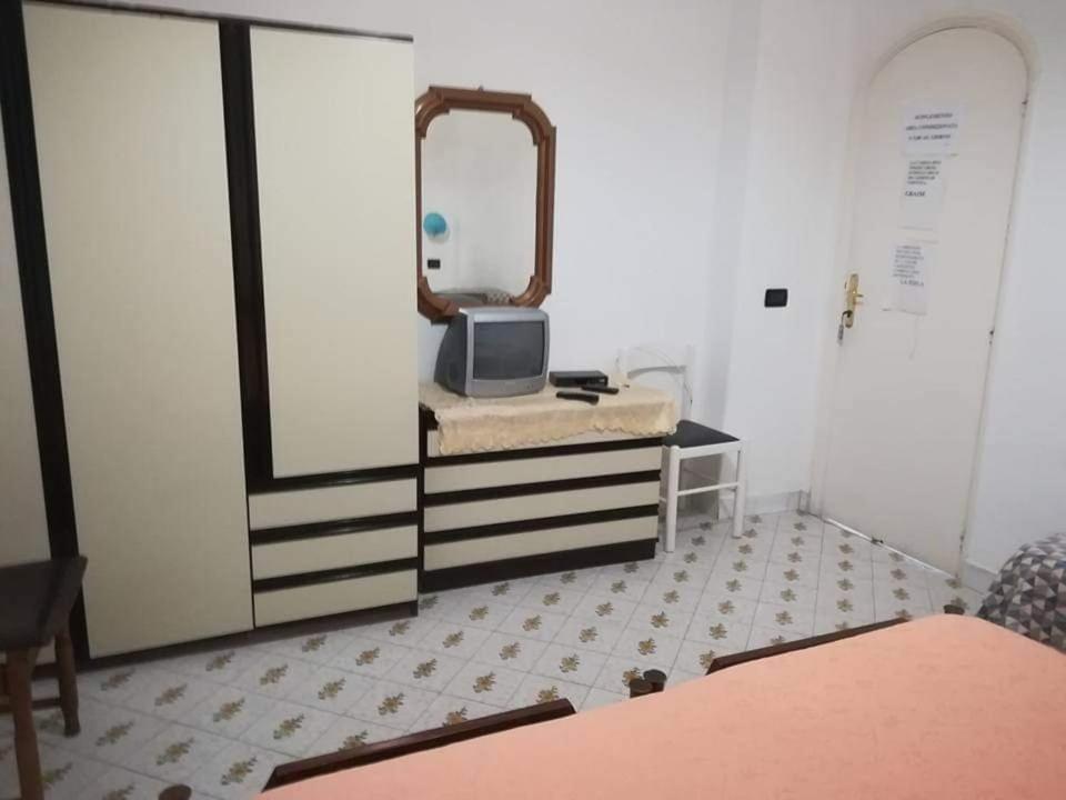 Affittacamere Casa La Perla Ischia