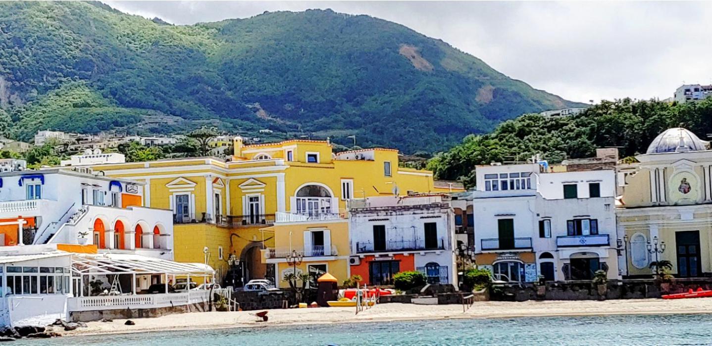 Gigi Centralissimo Lacco Ameno Apartment Ischia