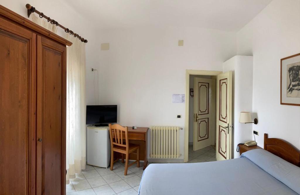 Antonio Hotel