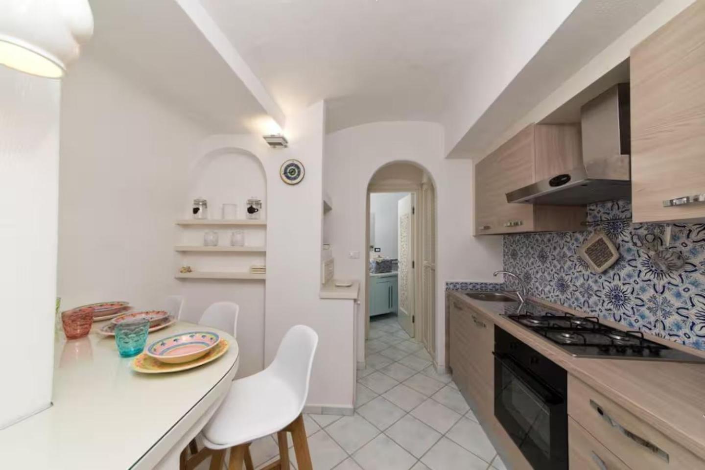 Max E Charlie House * Ischia
