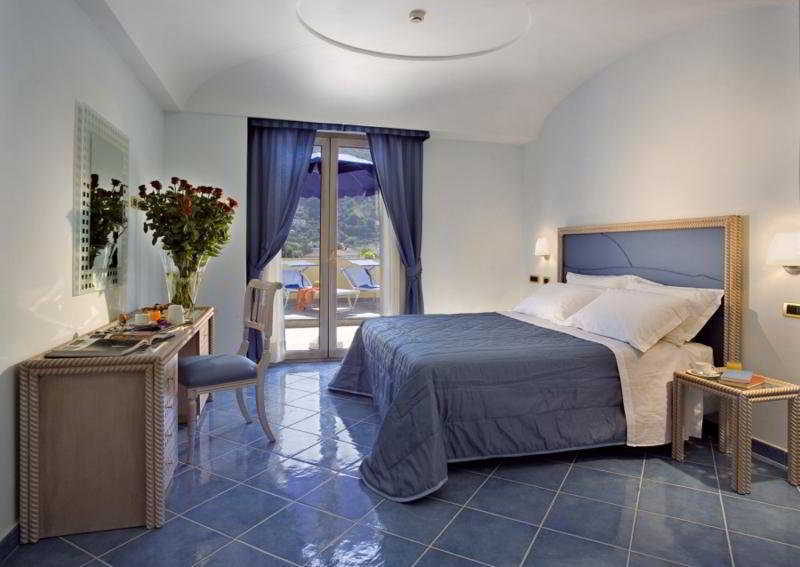 Aragona Palace & 4*