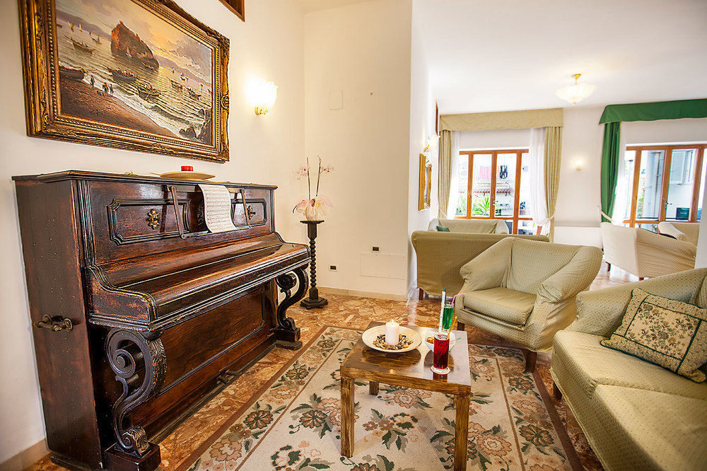 Conte Hotel