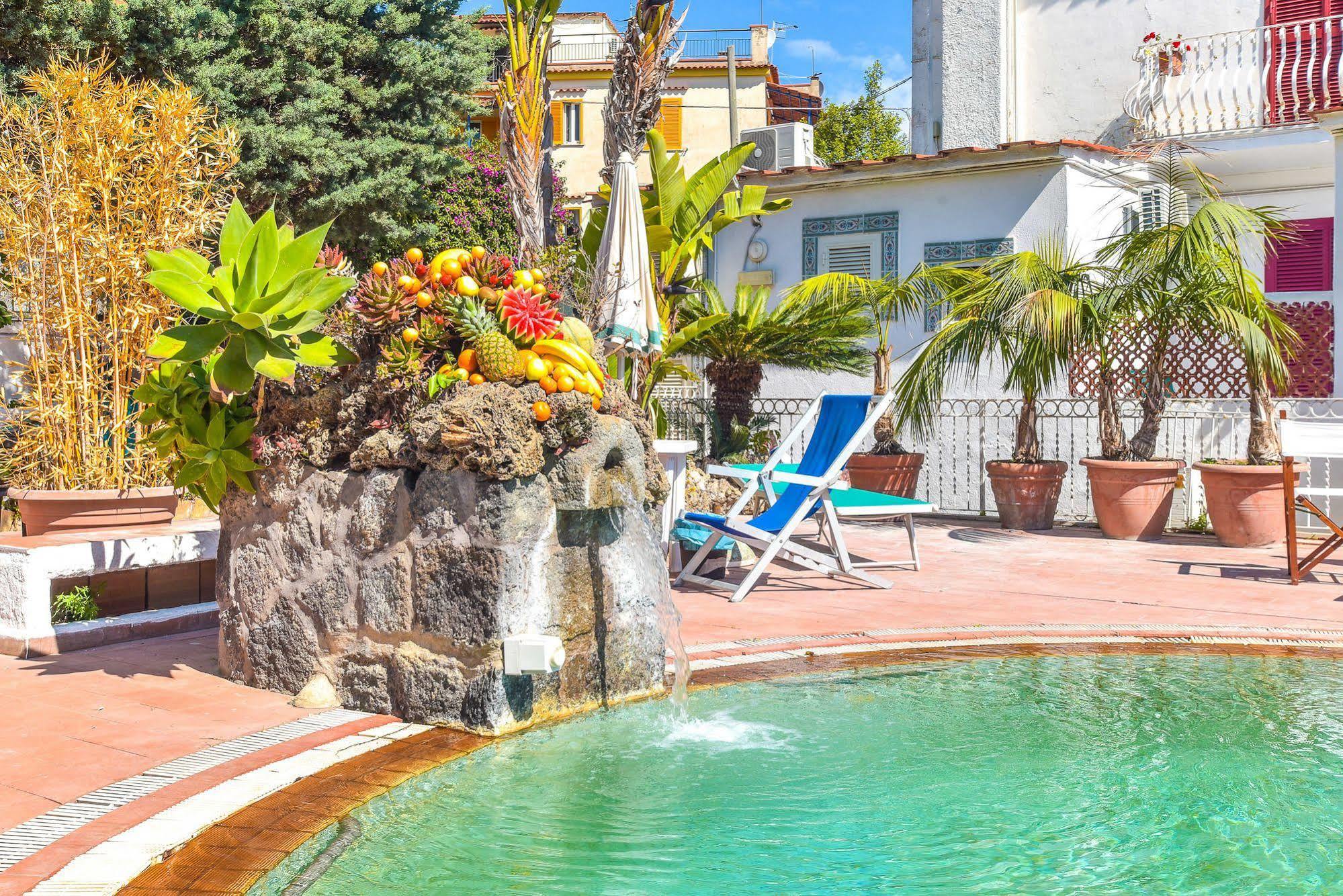 Charme La Tina 3* Ischia
